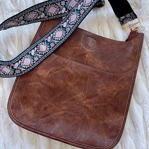 Ahdorned Crossbody Bag!